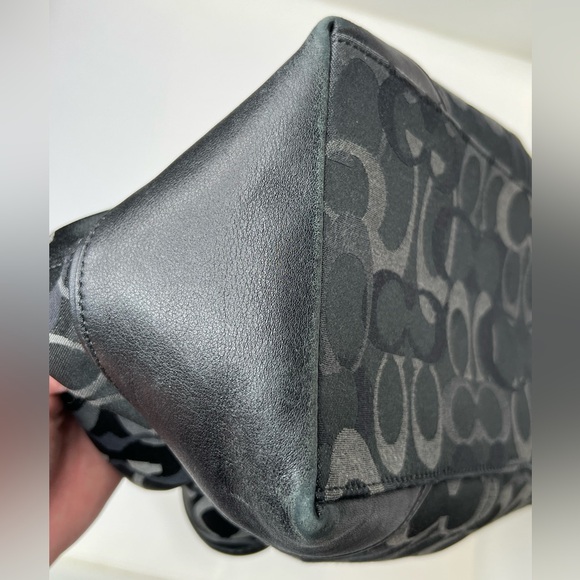 CCoach Chelsea Optic C Hobo bag No D1093-F15667 matching wallet Black Grey - Picture 11 of 16